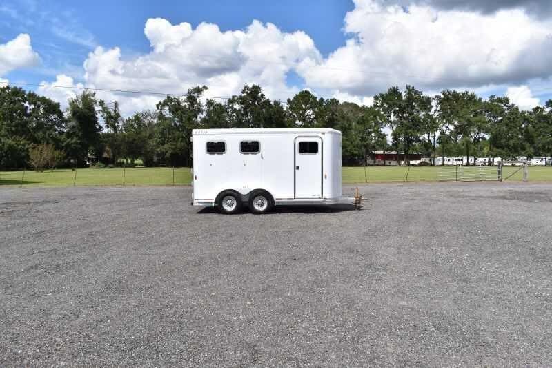 Pre-Owned 2002 Exiss SS20 2 Horse Trailer