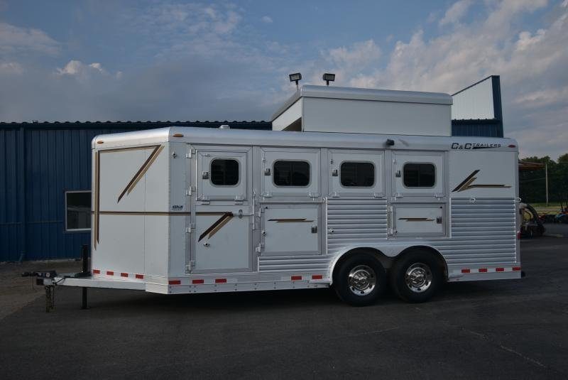 Pre-Owned 2008 C and C Trailers 4 Horse Bumper Horse Trailer