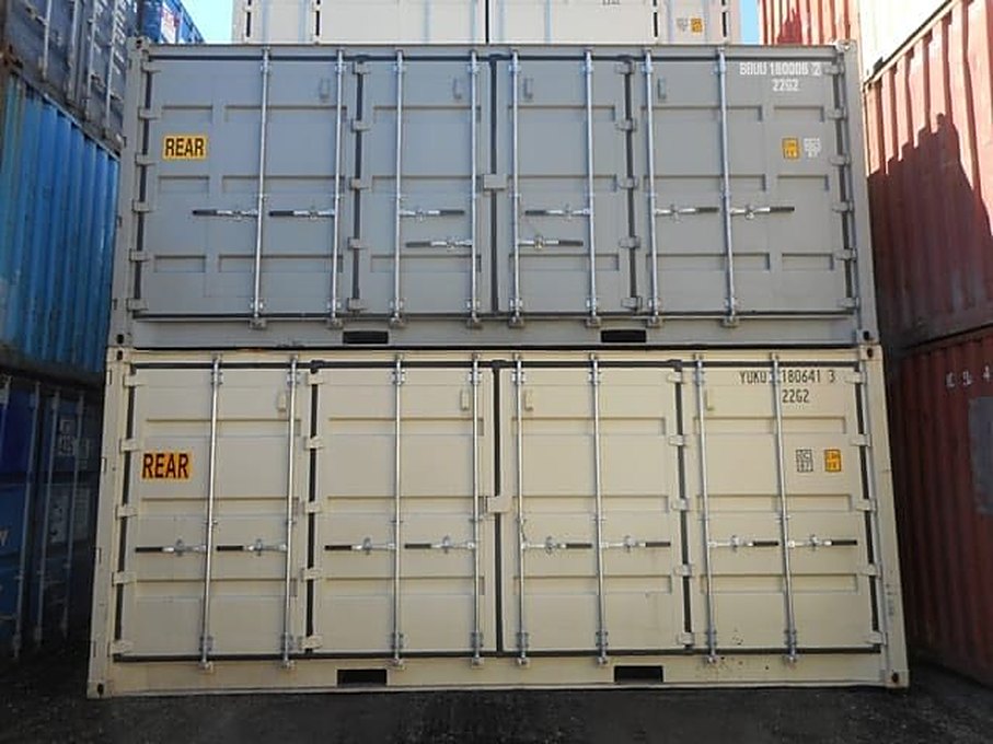 20ft Long Openside Containers 8โ6โฒ H and 9โ6โณ H