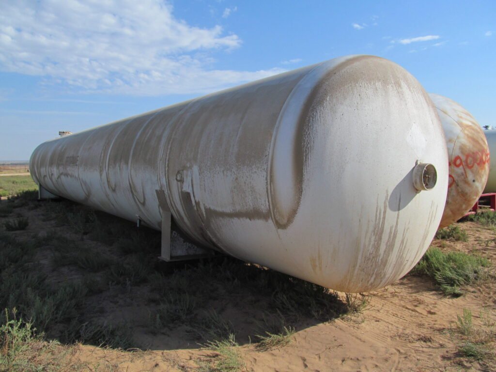 30,000-Gallon Bulk Storage Tank