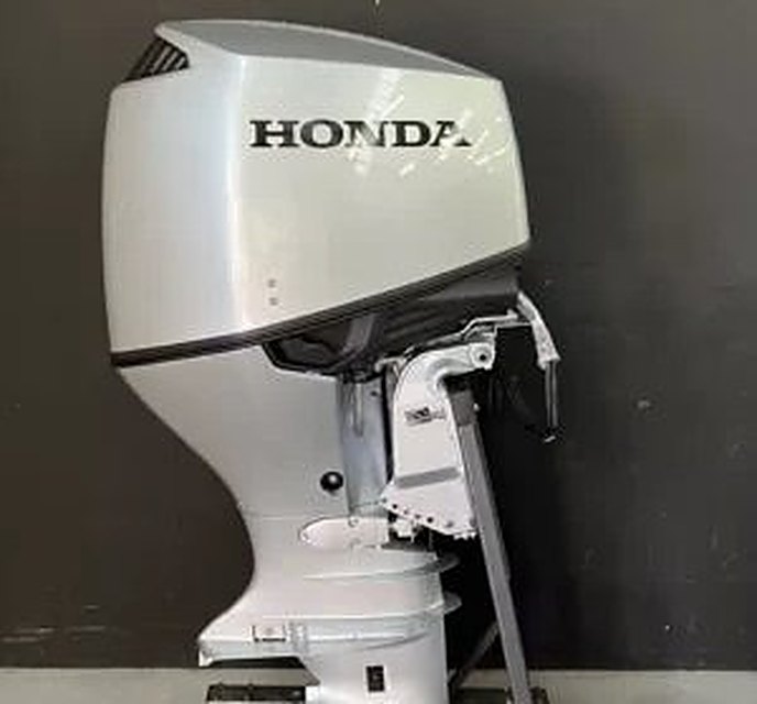 Pre-Owned Honda BF150XRU Outboard Engine