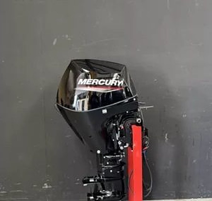 Pre-Owned Mercury F25E Outboard Motor
