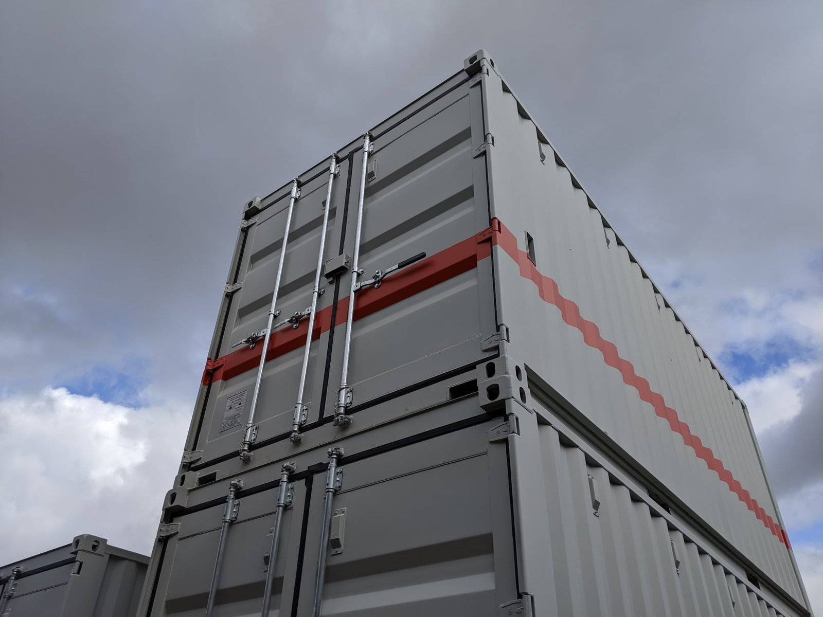 NEW 20FT WORKSHOP CONTAINERS โ Built for Durability & Performance