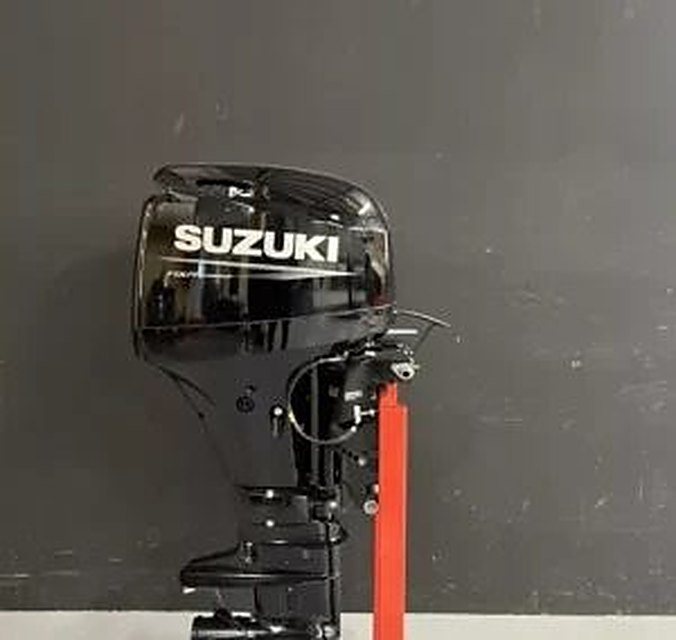 Pre-Owned Suzuki 50 HP EFI Outboard Motor