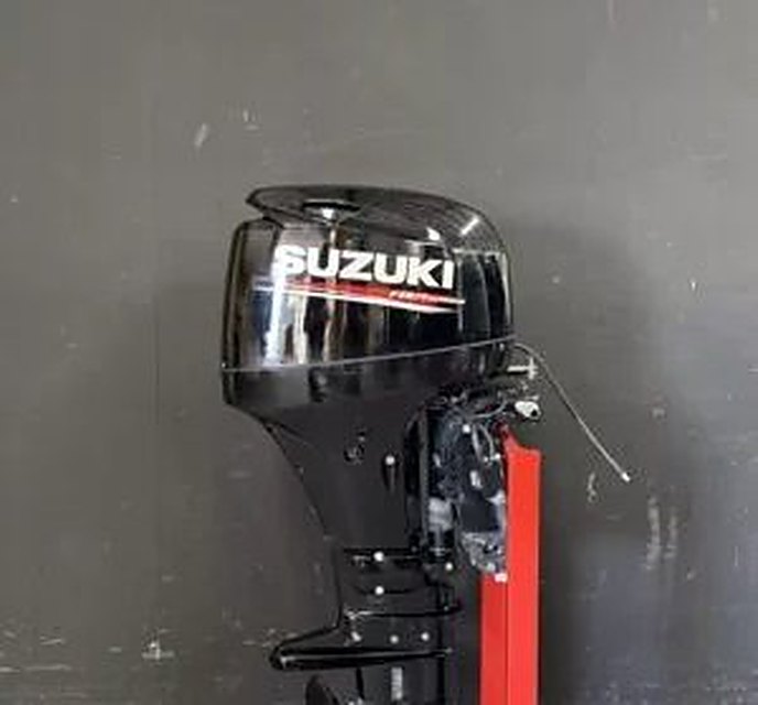 Pre-Owned Suzuki 60 HP EFI ’18 Boat Engine