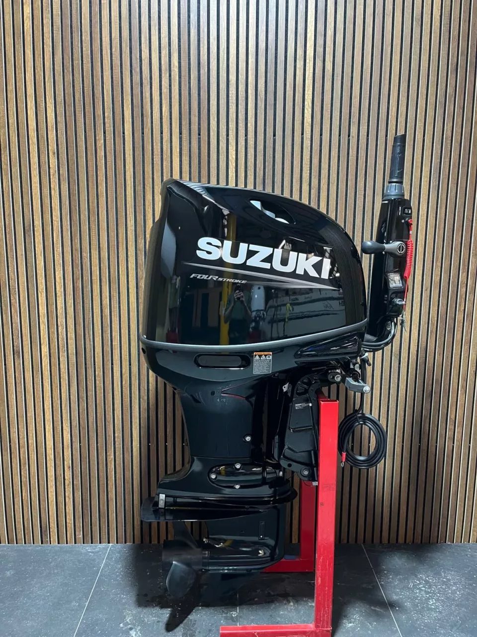 Pre-Owned Suzuki DF115 BTL Outboard Motor