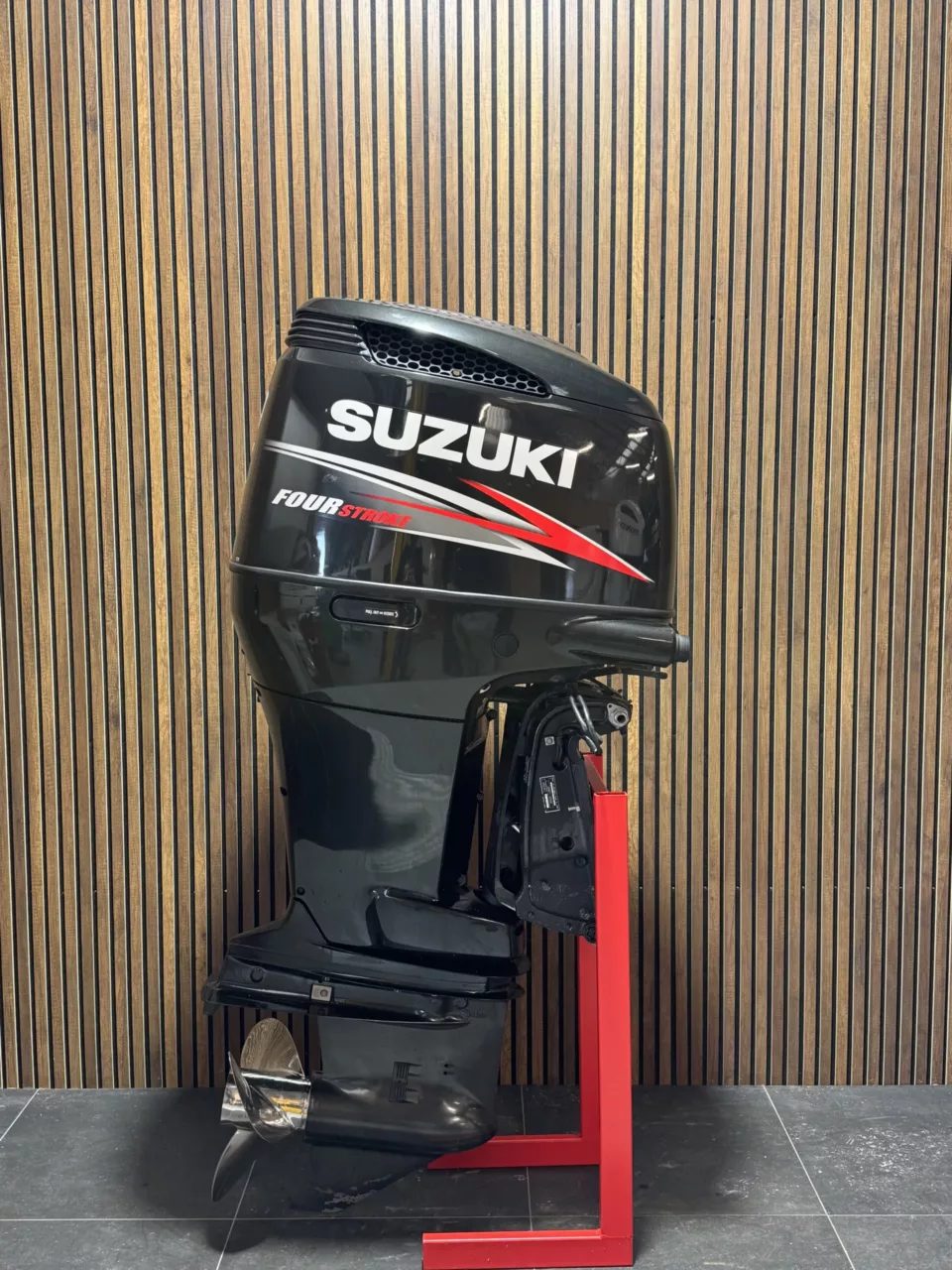 Pre-Owned Suzuki DF200 V6 Outboard Motor