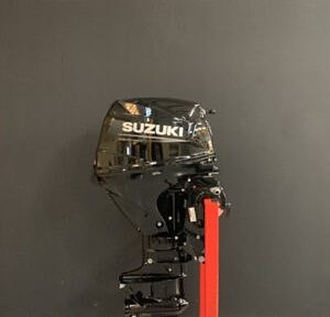 Pre-Owned Suzuki DF30A EFI 30 HP Outboard Motor