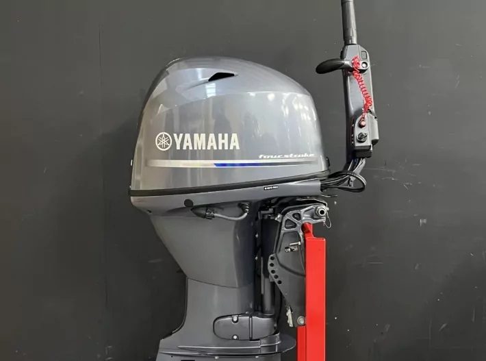 Pre-Owned Yamaha 60 HP 4 Stroke EFI Outboard